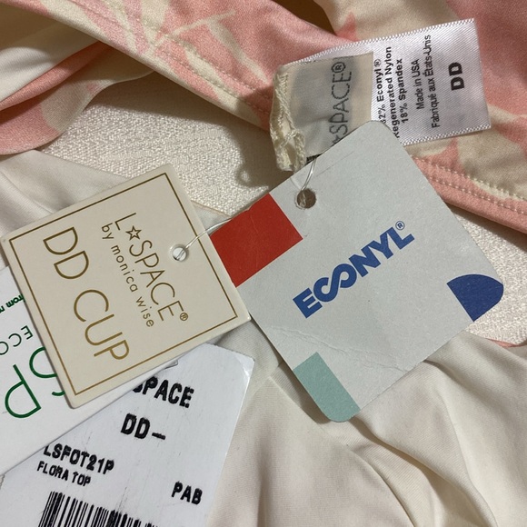 L*SPACE Women's FLORA TOP Bikini Top Size DD - Picture 8 of 11